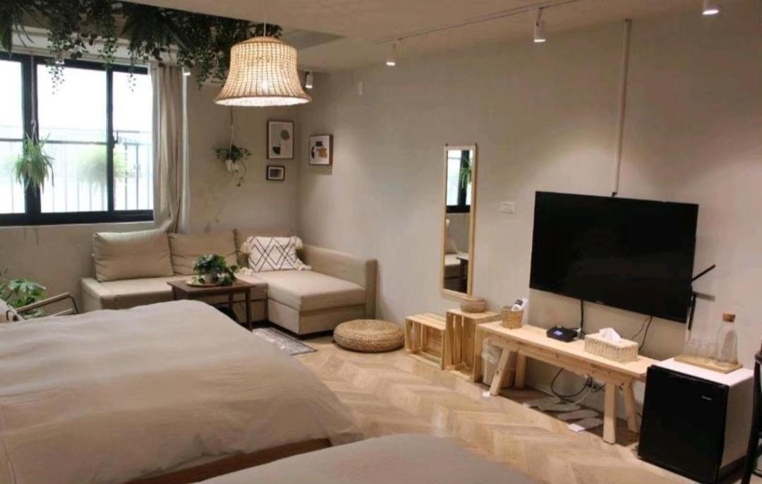 Hotel 微趣 Wechill Tainan Zimmer foto